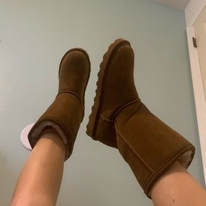 Bear paw boots